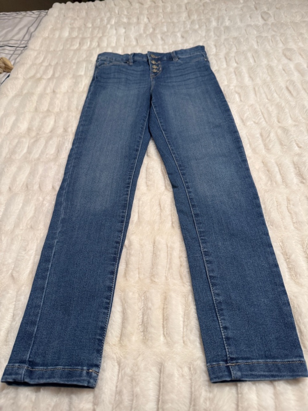 Kids Straight-Leg Jeans in Medium Blue